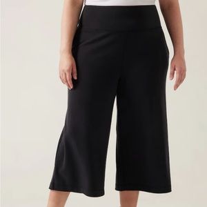 Athleta Seasoft Wide Crop Pants